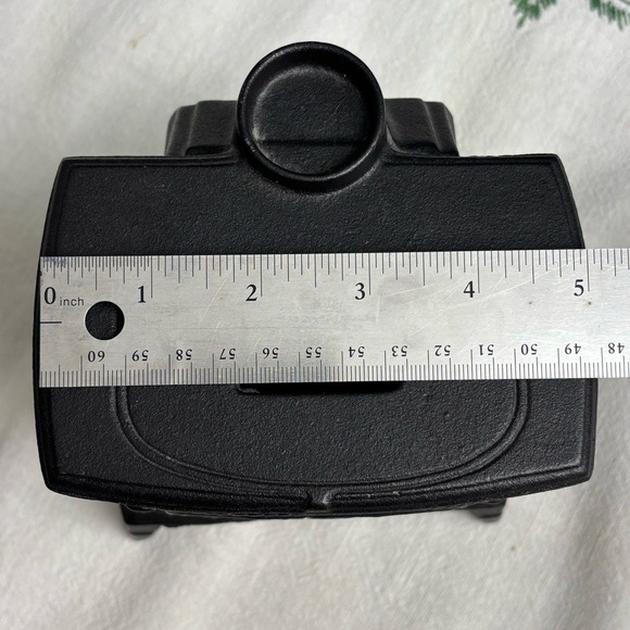 Vermont Castings Cast Iron Intrepid Wood Burning Stove Coin Still Bank - Picture 7 of 8